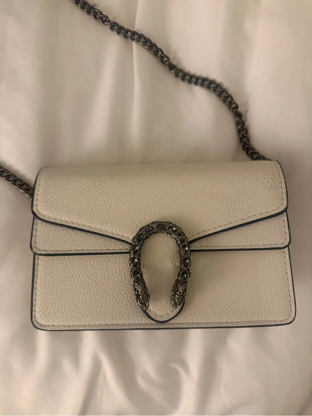 Ivory Leather Chain Crossbody Bag with Decorative Metal Horseshoe